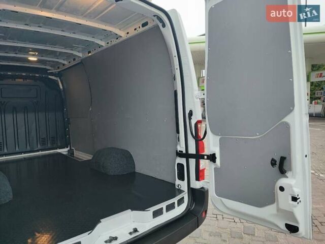 Белый Рено Мастер, объемом двигателя 2.3 л и пробегом 272 тыс. км за 18300 $, фото 69 на Automoto.ua