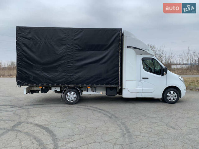 Белый Рено Мастер, объемом двигателя 2.3 л и пробегом 513 тыс. км за 13000 $, фото 5 на Automoto.ua