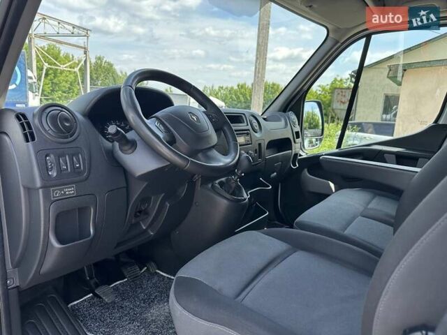 Белый Рено Мастер, объемом двигателя 2.3 л и пробегом 268 тыс. км за 14200 $, фото 8 на Automoto.ua