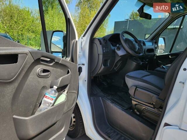 Белый Рено Мастер, объемом двигателя 2.3 л и пробегом 152 тыс. км за 17900 $, фото 21 на Automoto.ua