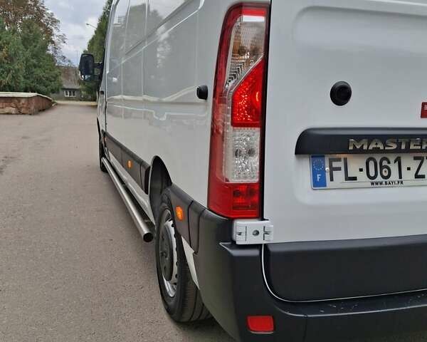 Рено Мастер 2018 в Дубно на Automoto.ua Белый Рено Мастер, объемом двигателя 2.3 л и пробегом 311 тыс. км за 16600 $, фото 11 на Automoto.ua