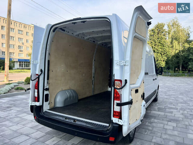 Белый Рено Мастер, объемом двигателя 2.3 л и пробегом 193 тыс. км за 18500 $, фото 49 на Automoto.ua