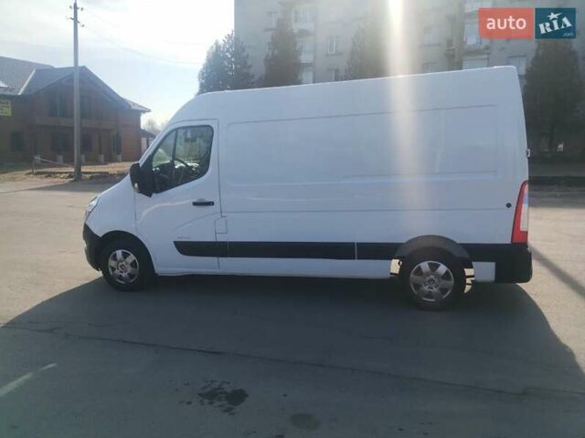Белый Рено Мастер, объемом двигателя 2.3 л и пробегом 239 тыс. км за 15300 $, фото 4 на Automoto.ua