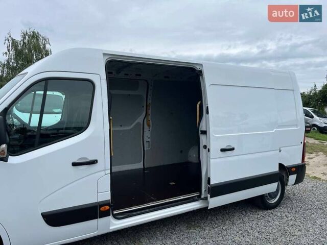 Белый Рено Мастер, объемом двигателя 0 л и пробегом 188 тыс. км за 17600 $, фото 13 на Automoto.ua