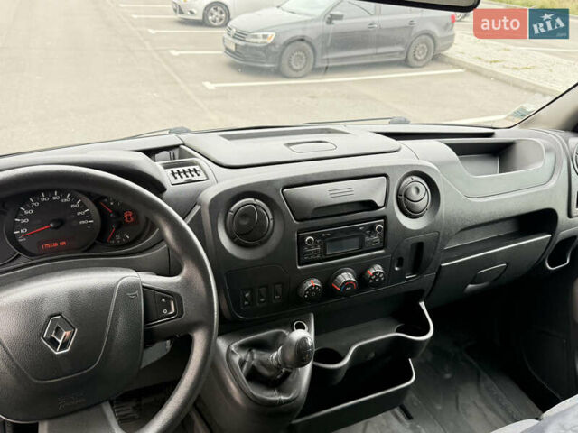 Белый Рено Мастер, объемом двигателя 2.3 л и пробегом 175 тыс. км за 16200 $, фото 22 на Automoto.ua