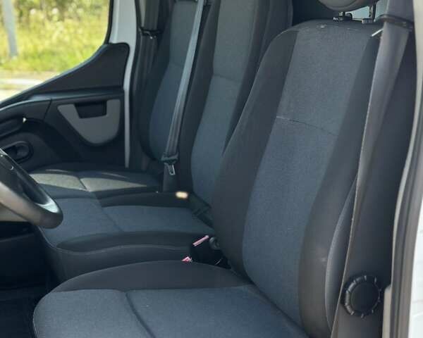 Рено Мастер 2018 в Дубно на Automoto.ua Белый Рено Мастер, объемом двигателя 0 л и пробегом 290 тыс. км за 17800 $, фото 20 на Automoto.ua