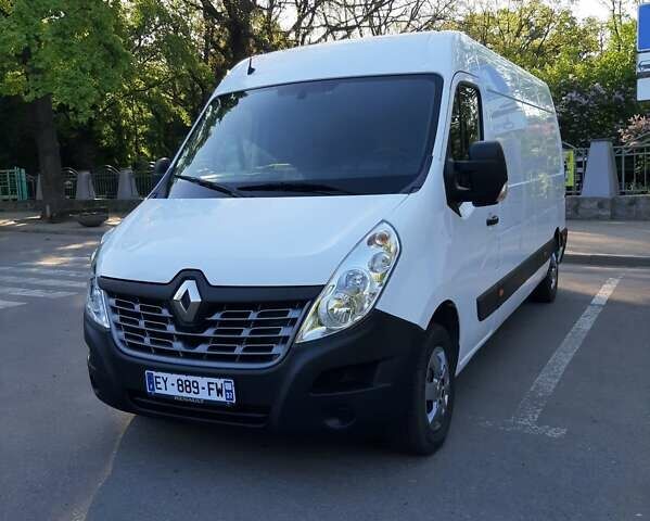 Белый Рено Мастер, объемом двигателя 0 л и пробегом 289 тыс. км за 17300 $, фото 1 на Automoto.ua