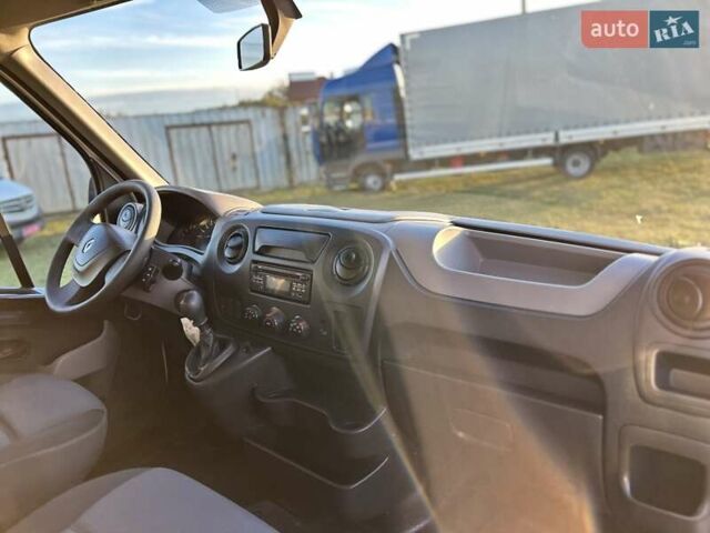 Білий Рено Мастєр, об'ємом двигуна 2.3 л та пробігом 170 тис. км за 17850 $, фото 35 на Automoto.ua