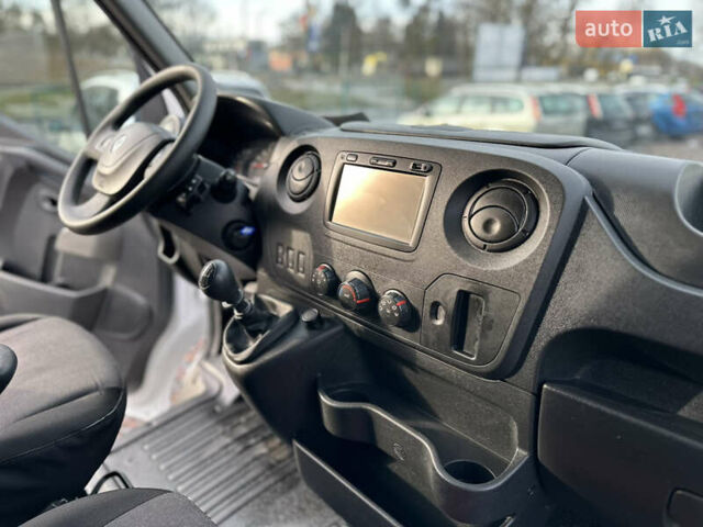 Белый Рено Мастер, объемом двигателя 2.3 л и пробегом 210 тыс. км за 16599 $, фото 25 на Automoto.ua