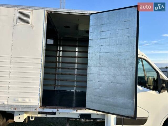 Білий Рено Мастєр, об'ємом двигуна 2.3 л та пробігом 170 тис. км за 17850 $, фото 22 на Automoto.ua