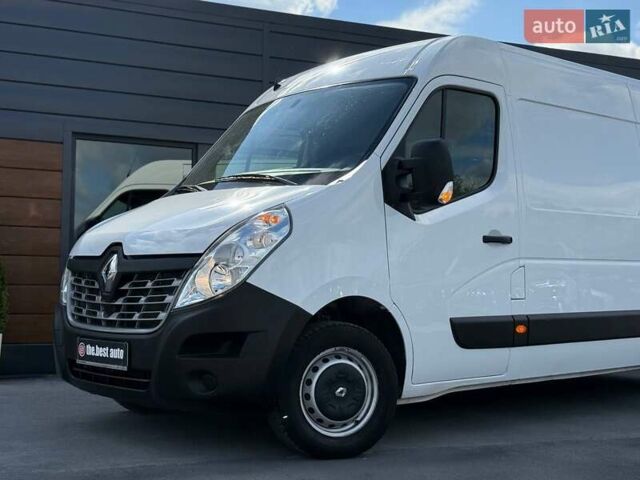 Белый Рено Мастер, объемом двигателя 2.3 л и пробегом 147 тыс. км за 17700 $, фото 3 на Automoto.ua