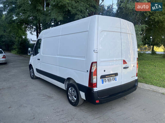 Белый Рено Мастер, объемом двигателя 2.3 л и пробегом 365 тыс. км за 14400 $, фото 2 на Automoto.ua