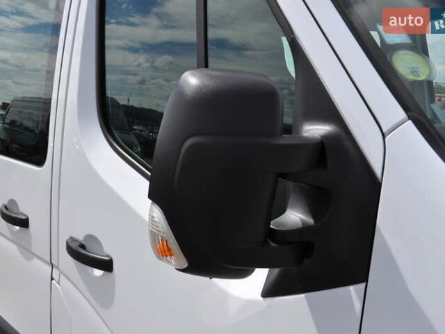 Рено Мастер 2018 в Киеве на Automoto.ua Белый Рено Мастер, объемом двигателя 2.3 л и пробегом 264 тыс. км за 22500 $, фото 20 на Automoto.ua