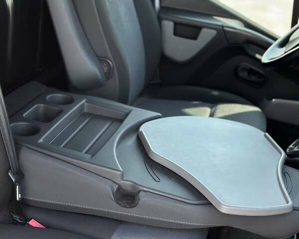 Рено Мастер 2018 в Дубно на Automoto.ua Белый Рено Мастер, объемом двигателя 0 л и пробегом 290 тыс. км за 17800 $, фото 17 на Automoto.ua