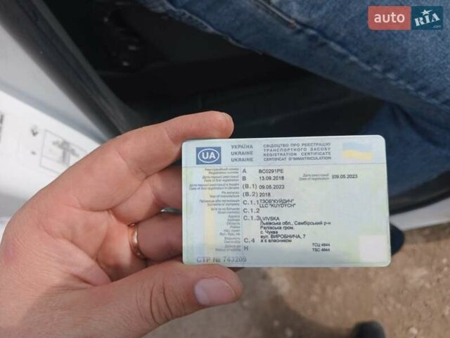 Белый Рено Мастер, объемом двигателя 2.3 л и пробегом 220 тыс. км за 16500 $, фото 12 на Automoto.ua