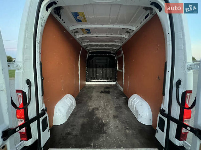 Белый Рено Мастер, объемом двигателя 2.3 л и пробегом 257 тыс. км за 17000 $, фото 30 на Automoto.ua