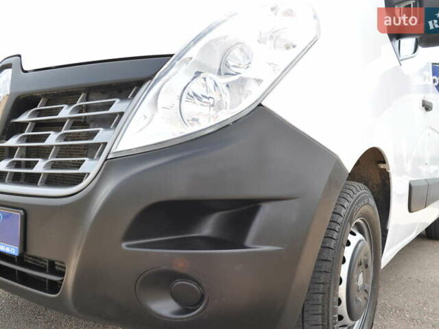 Рено Мастер 2018 в Киеве на Automoto.ua Белый Рено Мастер, объемом двигателя 2.3 л и пробегом 264 тыс. км за 22500 $, фото 13 на Automoto.ua