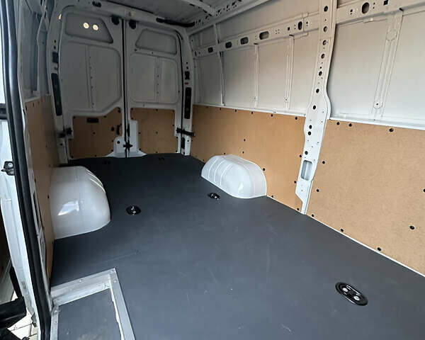 Рено Мастер 2018 в Луцке на Automoto.ua Белый Рено Мастер, объемом двигателя 2.3 л и пробегом 157 тыс. км за 19900 $, фото 18 на Automoto.ua