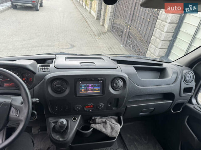 Белый Рено Мастер, объемом двигателя 2.3 л и пробегом 280 тыс. км за 17800 $, фото 19 на Automoto.ua