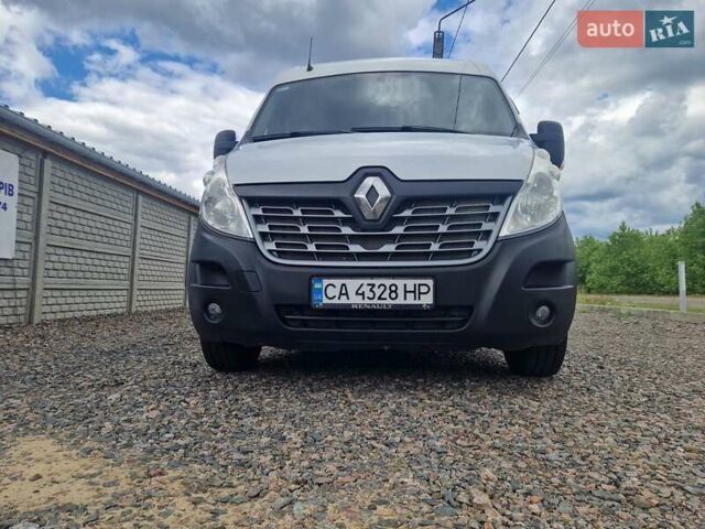 Белый Рено Мастер, объемом двигателя 2.3 л и пробегом 412 тыс. км за 17700 $, фото 1 на Automoto.ua