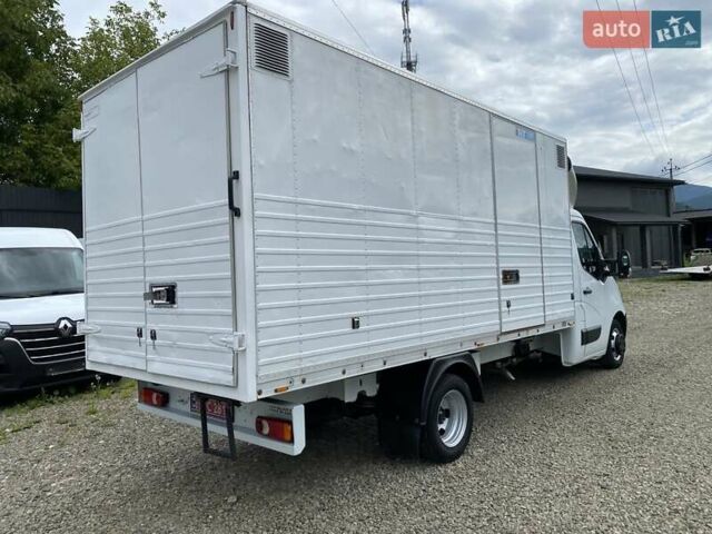 Белый Рено Мастер, объемом двигателя 2.3 л и пробегом 165 тыс. км за 18300 $, фото 17 на Automoto.ua