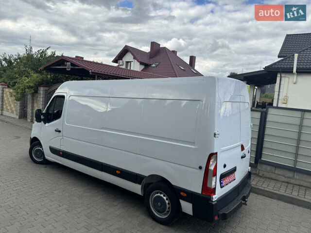 Белый Рено Мастер, объемом двигателя 2.3 л и пробегом 280 тыс. км за 17800 $, фото 5 на Automoto.ua