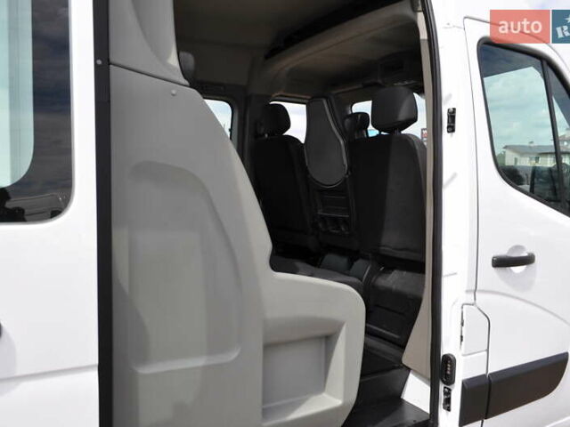 Рено Мастер 2018 в Киеве на Automoto.ua Белый Рено Мастер, объемом двигателя 2.3 л и пробегом 264 тыс. км за 22500 $, фото 24 на Automoto.ua