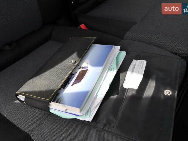 Рено Мастер 2018 в Киеве на Automoto.ua Белый Рено Мастер, объемом двигателя 2.3 л и пробегом 264 тыс. км за 22500 $, фото 42 на Automoto.ua