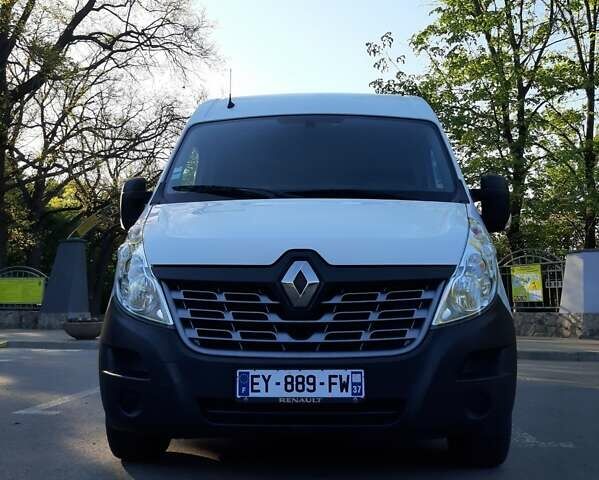 Белый Рено Мастер, объемом двигателя 0 л и пробегом 289 тыс. км за 17300 $, фото 5 на Automoto.ua