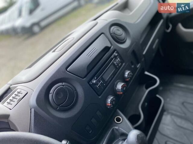 Білий Рено Мастєр, об'ємом двигуна 2.3 л та пробігом 165 тис. км за 18300 $, фото 43 на Automoto.ua