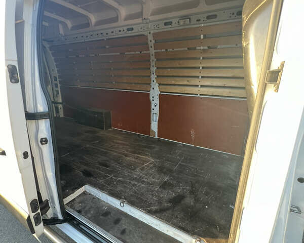 Белый Рено Мастер, объемом двигателя 0 л и пробегом 1000 тыс. км за 21000 $, фото 4 на Automoto.ua