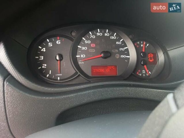 Белый Рено Мастер, объемом двигателя 2.3 л и пробегом 276 тыс. км за 18500 $, фото 3 на Automoto.ua