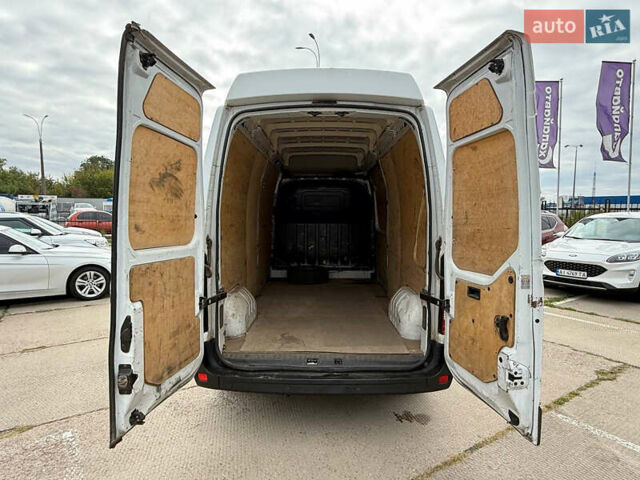 Белый Рено Мастер, объемом двигателя 2.3 л и пробегом 250 тыс. км за 16500 $, фото 16 на Automoto.ua