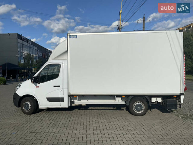Белый Рено Мастер, объемом двигателя 2.3 л и пробегом 193 тыс. км за 23500 $, фото 3 на Automoto.ua