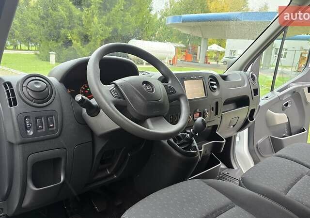 Білий Рено Мастєр, об'ємом двигуна 2.3 л та пробігом 183 тис. км за 16800 $, фото 13 на Automoto.ua