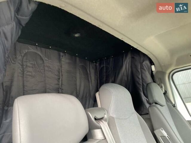 Белый Рено Мастер, объемом двигателя 2.3 л и пробегом 220 тыс. км за 15450 $, фото 25 на Automoto.ua