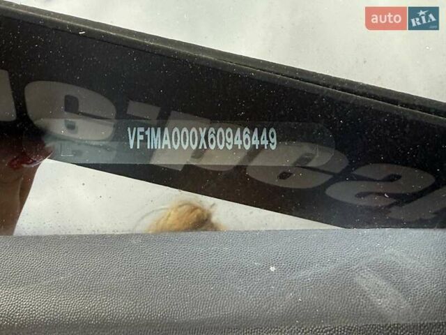 Белый Рено Мастер, объемом двигателя 2.3 л и пробегом 147 тыс. км за 17700 $, фото 46 на Automoto.ua