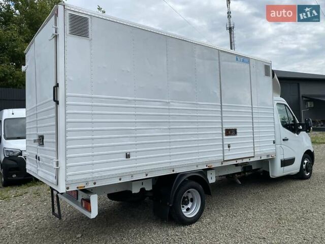 Белый Рено Мастер, объемом двигателя 2.3 л и пробегом 165 тыс. км за 18300 $, фото 16 на Automoto.ua