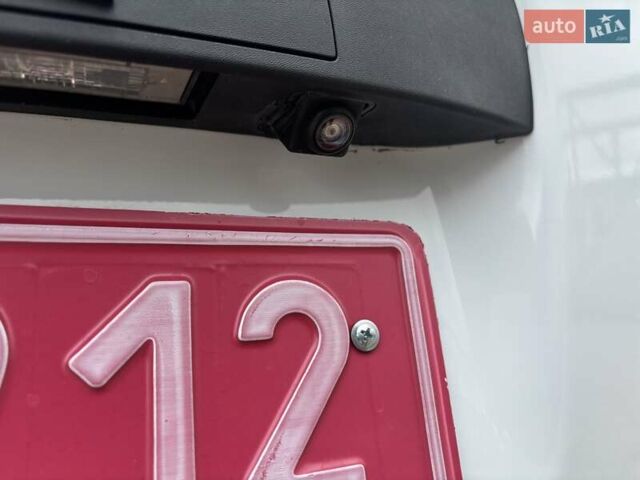 Белый Рено Мастер, объемом двигателя 2.3 л и пробегом 278 тыс. км за 16600 $, фото 9 на Automoto.ua