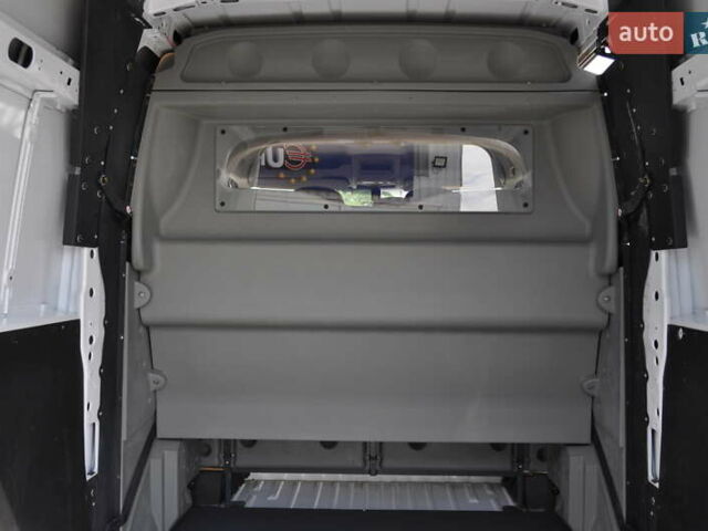 Рено Мастер 2018 в Киеве на Automoto.ua Белый Рено Мастер, объемом двигателя 2.3 л и пробегом 264 тыс. км за 22500 $, фото 61 на Automoto.ua