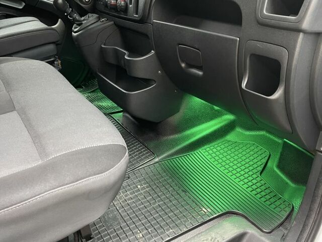 Білий Рено Мастєр, об'ємом двигуна 2.3 л та пробігом 400 тис. км за 19500 $, фото 6 на Automoto.ua