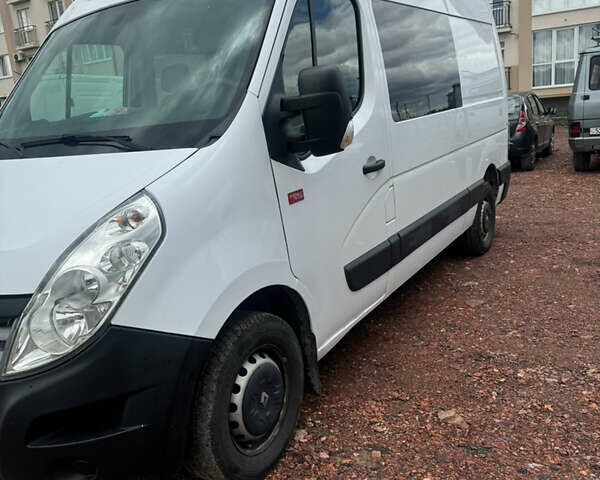 Білий Рено Мастєр, об'ємом двигуна 2.3 л та пробігом 212 тис. км за 18500 $, фото 1 на Automoto.ua