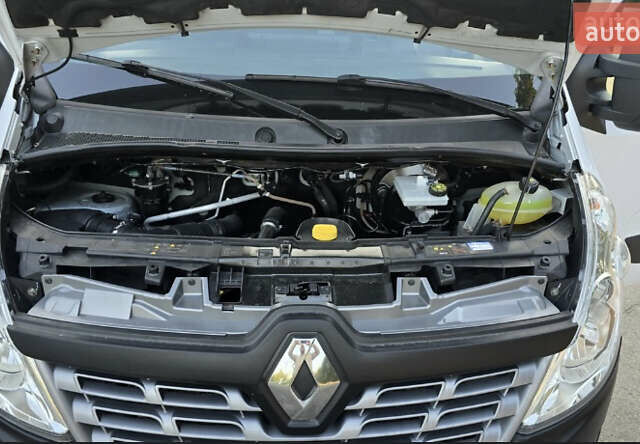 Білий Рено Мастєр, об'ємом двигуна 2.3 л та пробігом 180 тис. км за 17800 $, фото 26 на Automoto.ua