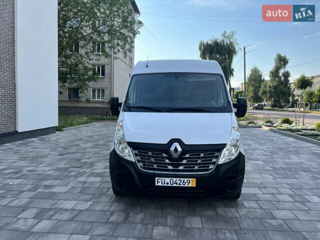 Белый Рено Мастер, объемом двигателя 2.3 л и пробегом 193 тыс. км за 18500 $, фото 3 на Automoto.ua