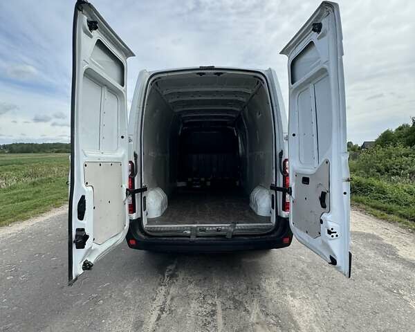Белый Рено Мастер, объемом двигателя 2.3 л и пробегом 570 тыс. км за 12800 $, фото 9 на Automoto.ua