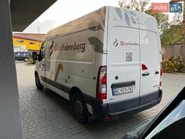 Белый Рено Мастер, объемом двигателя 2.3 л и пробегом 115 тыс. км за 18000 $, фото 19 на Automoto.ua