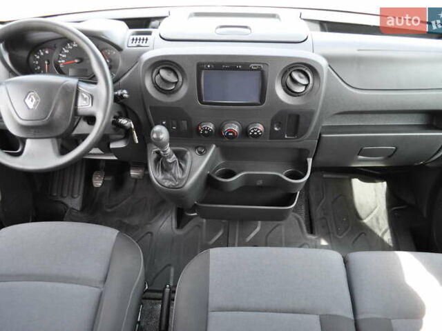 Рено Мастер 2018 в Киеве на Automoto.ua Белый Рено Мастер, объемом двигателя 2.3 л и пробегом 264 тыс. км за 22500 $, фото 25 на Automoto.ua