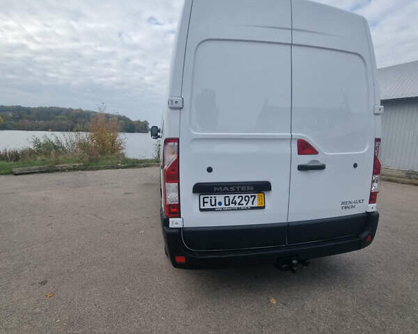 Рено Мастєр 2018 у Бердичеве на Automoto.ua Білий Рено Мастєр, об'ємом двигуна 2.3 л та пробігом 195 тис. км за 17500 $, фото 11 на Automoto.ua