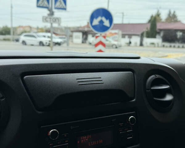 Белый Рено Мастер, объемом двигателя 2.3 л и пробегом 172 тыс. км за 15700 $, фото 8 на Automoto.ua