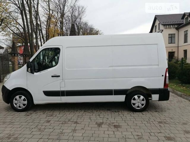 Белый Рено Мастер, объемом двигателя 2.3 л и пробегом 300 тыс. км за 16900 $, фото 2 на Automoto.ua